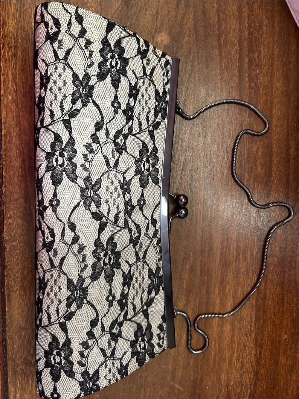 Unbranded Black Lace Overlay Cream Evening Clutch with Chain